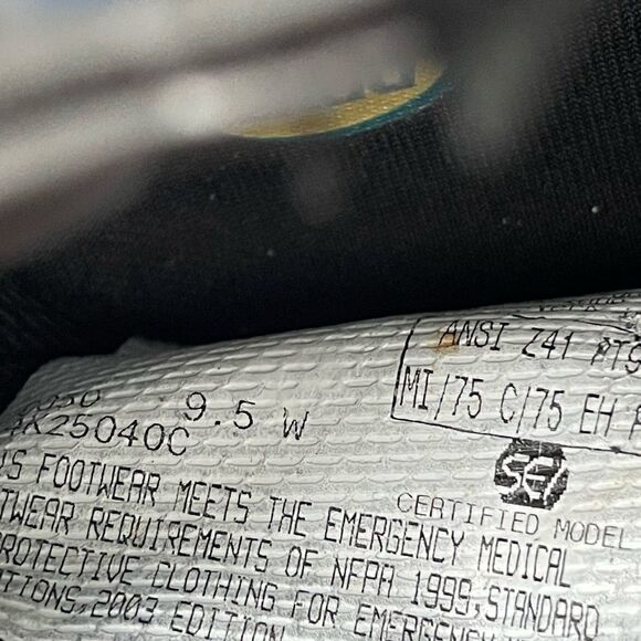 Boots Steel Toe Black ANSI Z41 PT99 MI/75 C/75 Vibram Men's US Size 9.5 - Picture 6 of 7